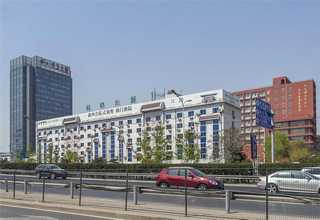 铝圆通.防滑铝板不规则铝合金阴角线.包边卡槽铝型材